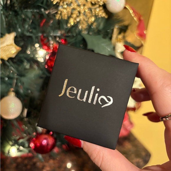 Jeulia Black Onyx Double Halo Ring - Picture 5 of 7